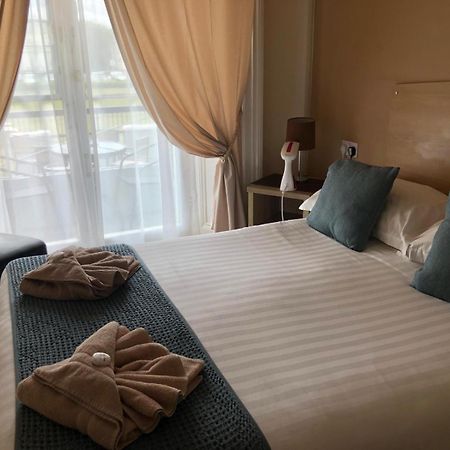 Royal Grosvenor Hotel ويستون سوبر مير المظهر الخارجي الصورة